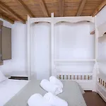 Holiday home Patriko Skyros