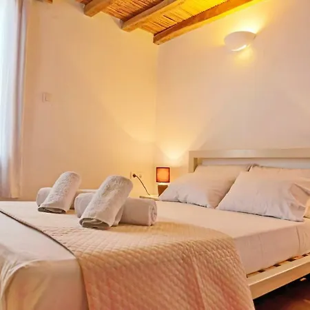 Patriko スキロス